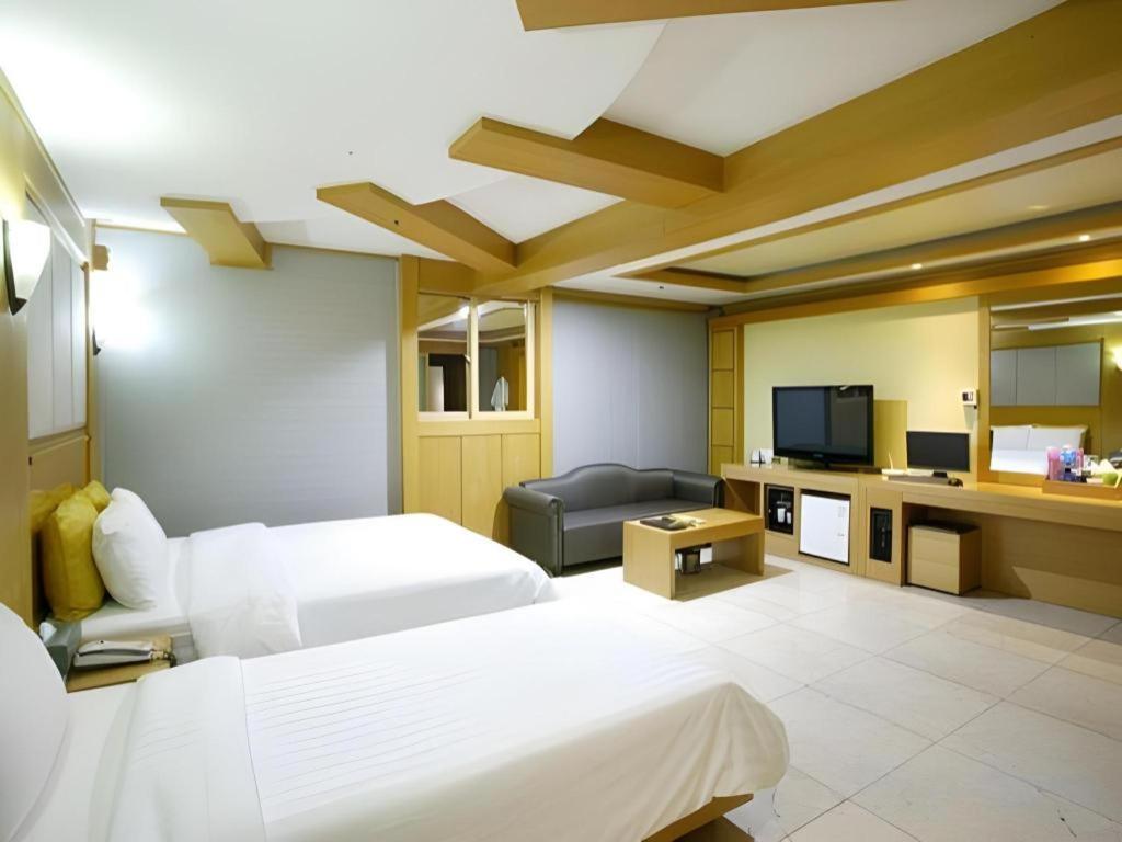 Hotel Head-One Uijeongbu Dış mekan fotoğraf