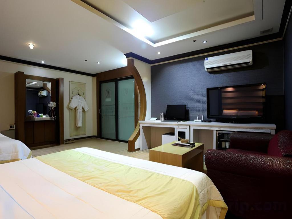 Hotel Head-One Uijeongbu Dış mekan fotoğraf