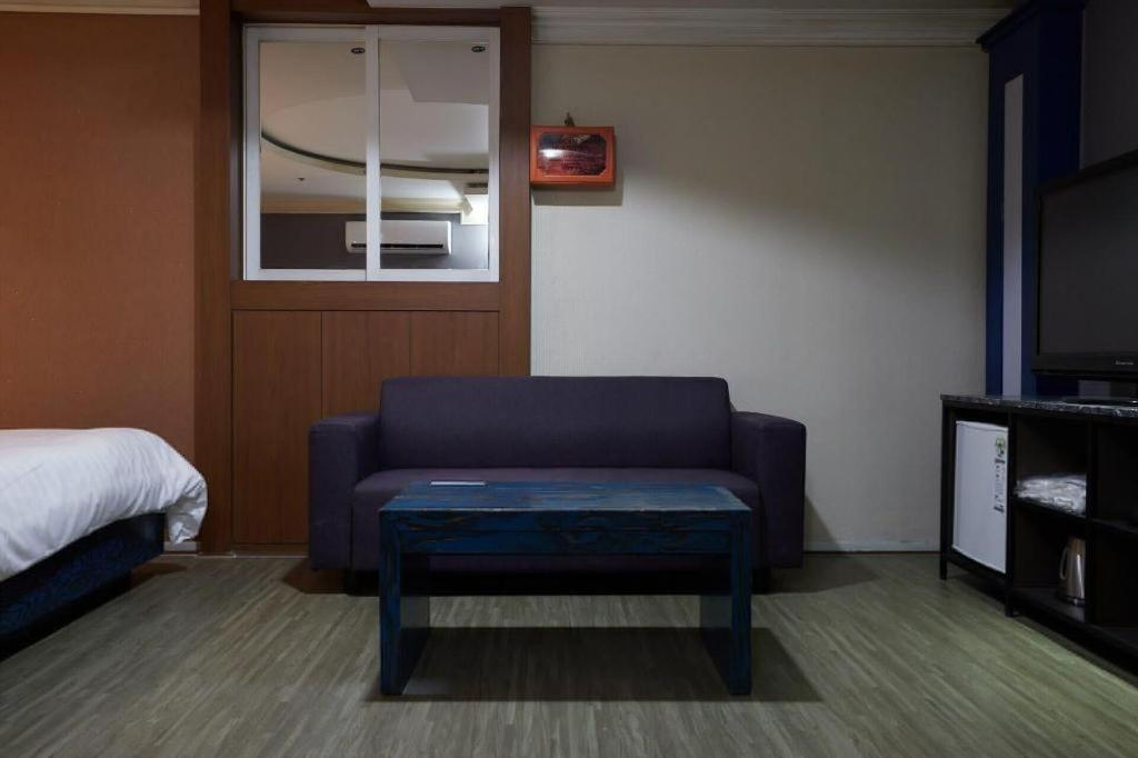 Hotel Head-One Uijeongbu Dış mekan fotoğraf