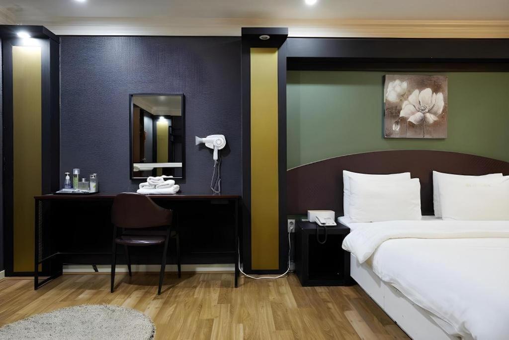 Hotel Head-One Uijeongbu Dış mekan fotoğraf