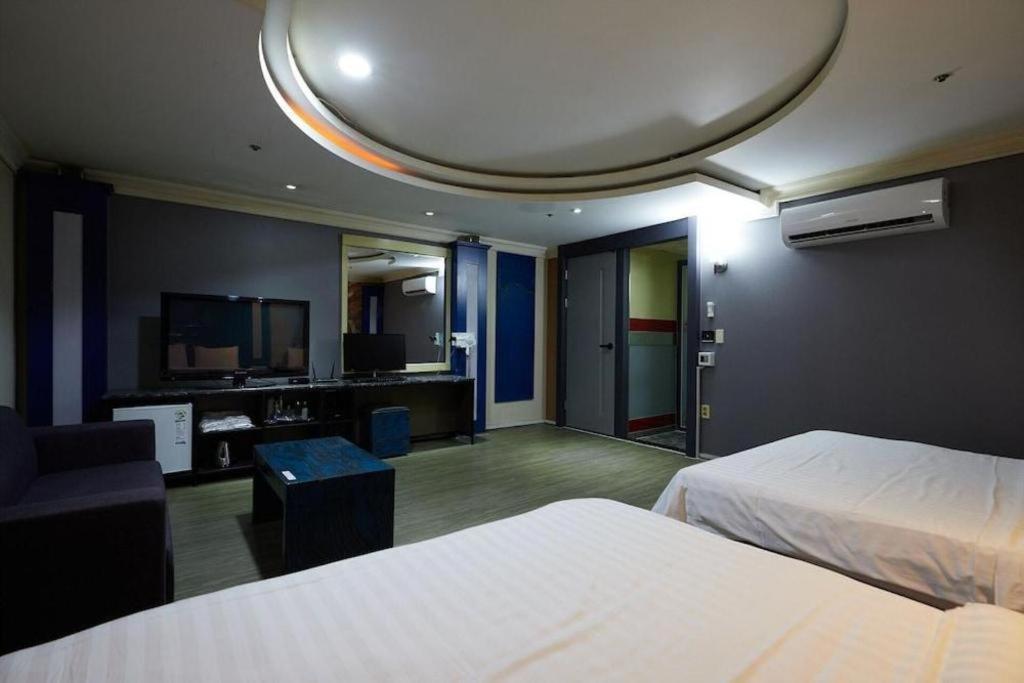 Hotel Head-One Uijeongbu Dış mekan fotoğraf